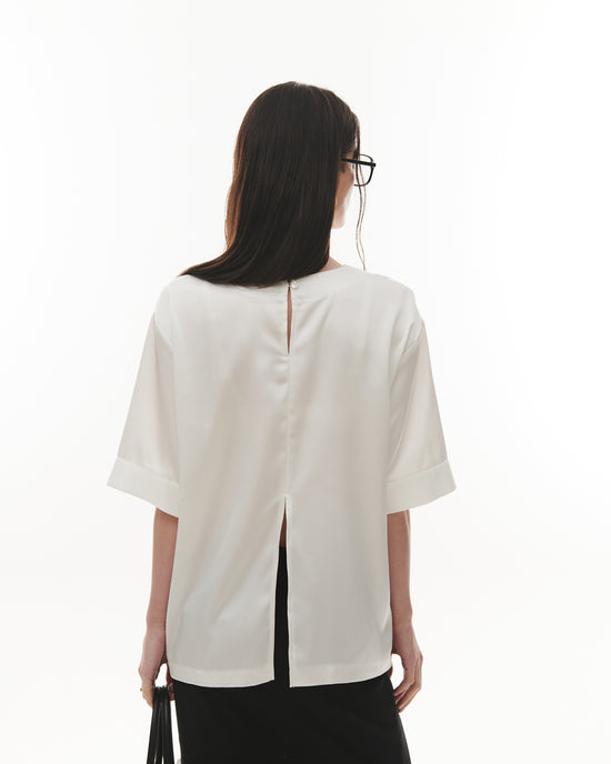Sae Button Back Top