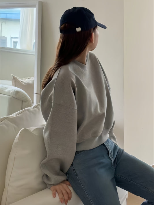 Isla Modern Chic Cropped Sweatshirt